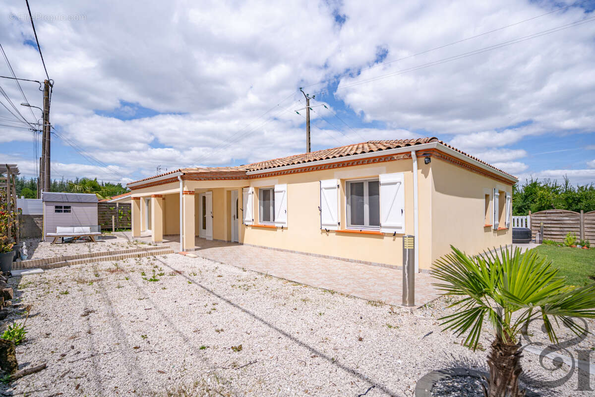 Maison de plain-pied à Sainte-Livrade-sur-Lot (Lot-et-Garonne, 47 ) - photo 16