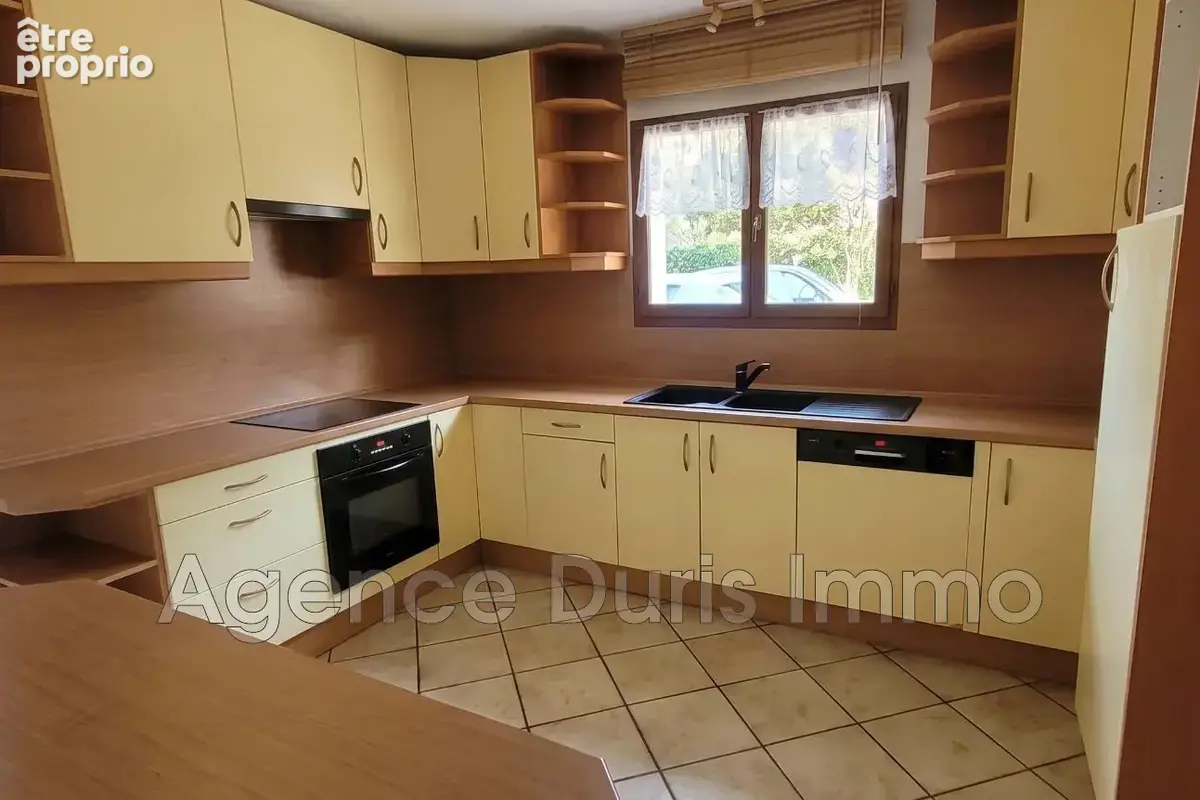 Maison 7 pièces 154 m² à vendre à Le Taillan-Medoc (33320) - photo 5