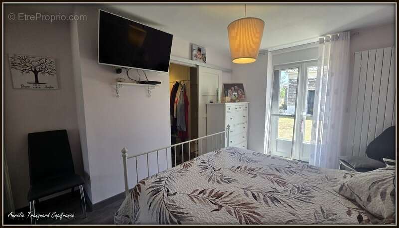 Ensemble immobilier à vendre 14 pièces LES EGLISES D'ARGENTEUIL (17)- maison principale + gîte + dépendances - photo 14