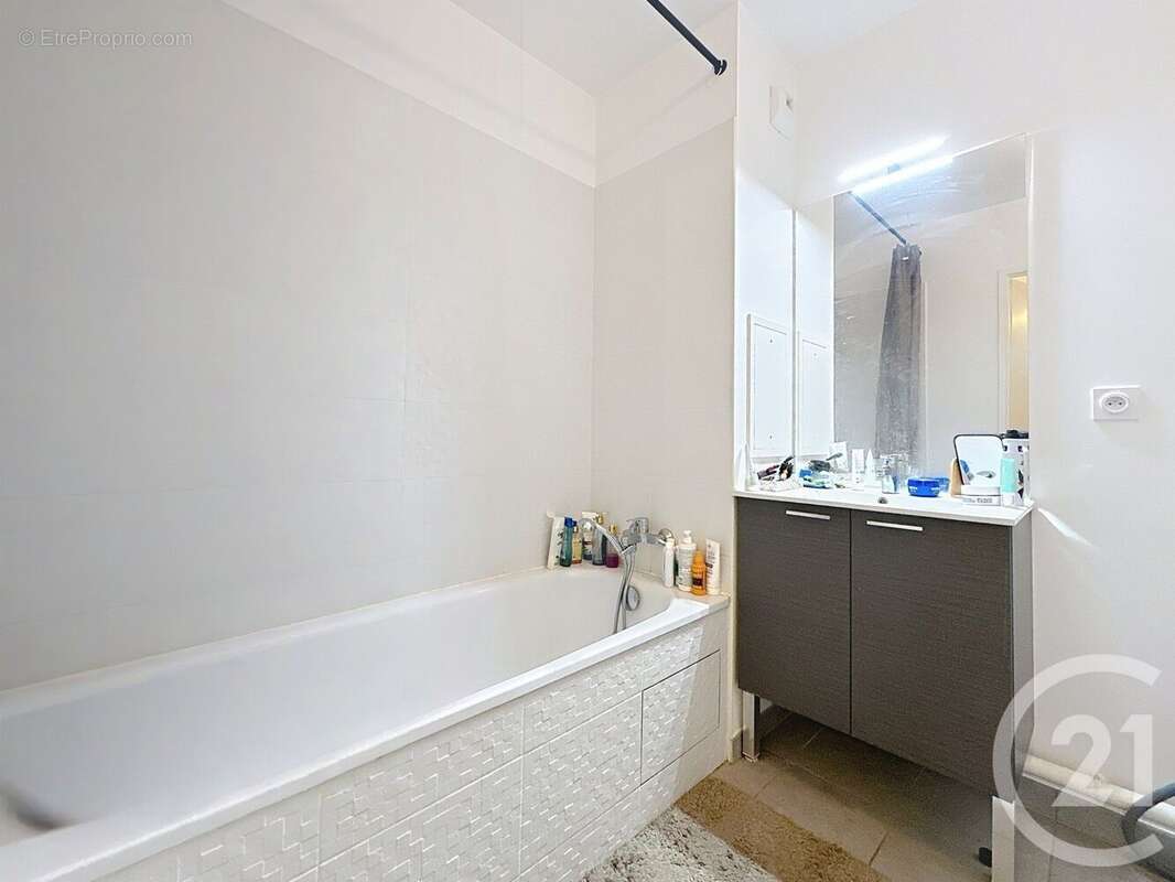 Photo 8 - Appartement à THIAIS