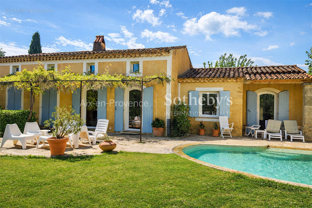 Maison à MALLEMORT