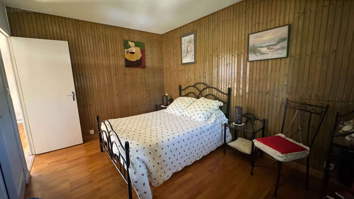 Maison à FONTAINE-LE-COMTE