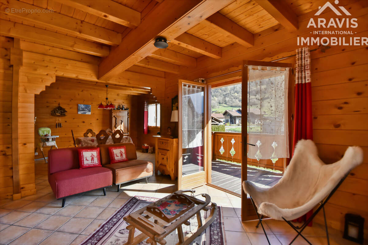 Maison à LATHUILE