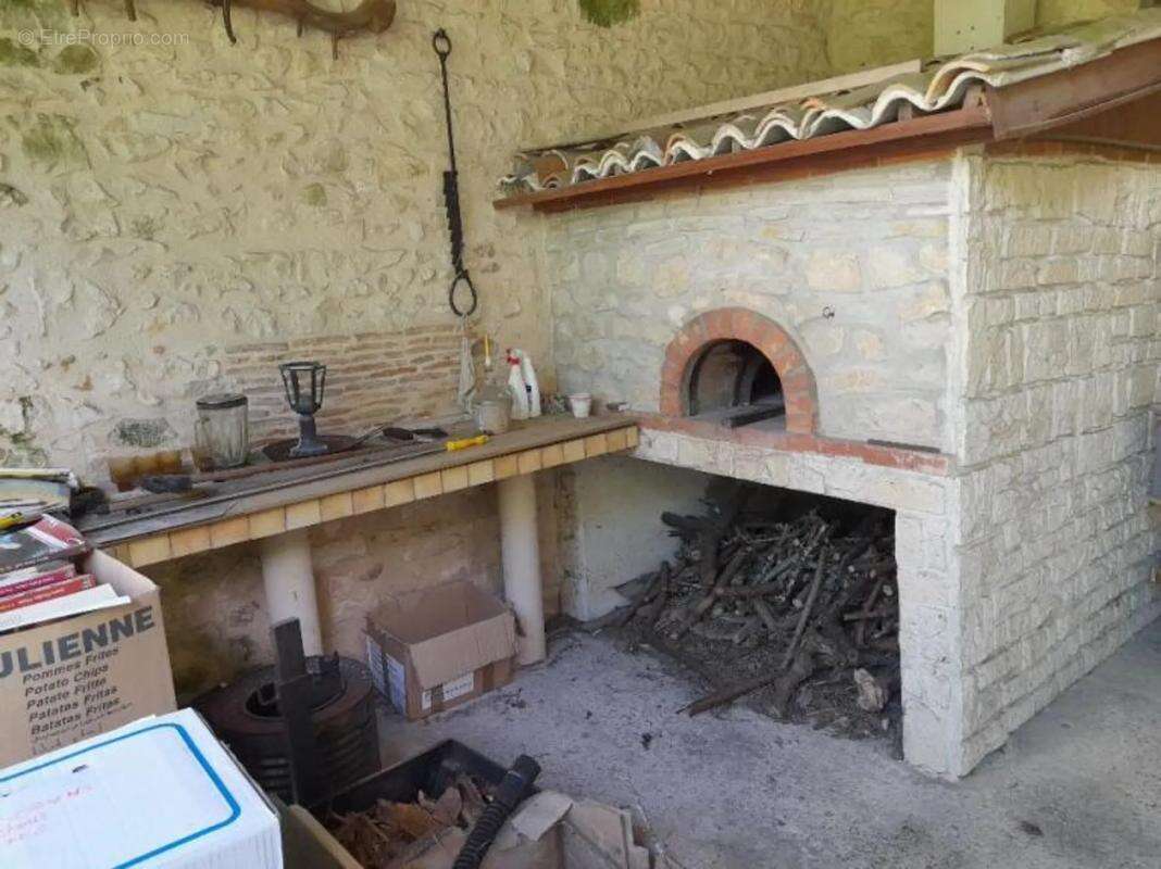 Maison à EYMOUTHIERS