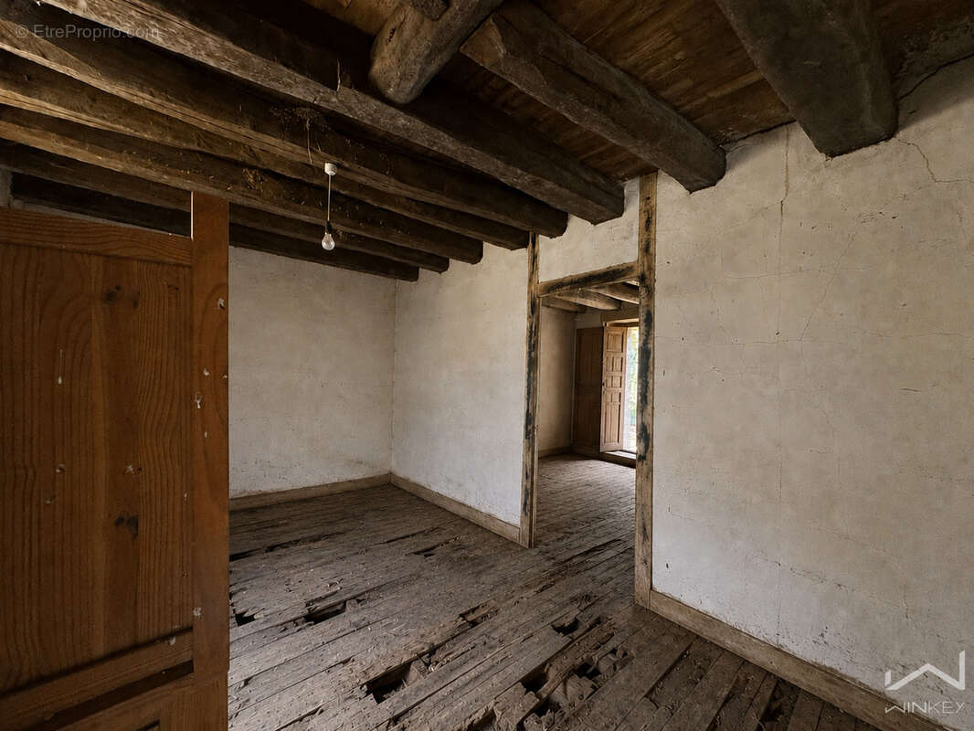 Maison à CARENTOIR
