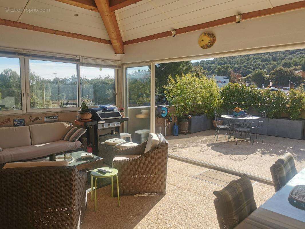 Appartement à SIX-FOURS-LES-PLAGES