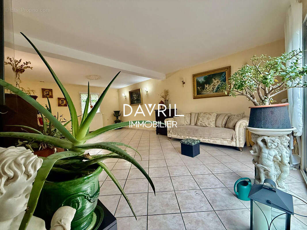 Maison à CONFLANS-SAINTE-HONORINE