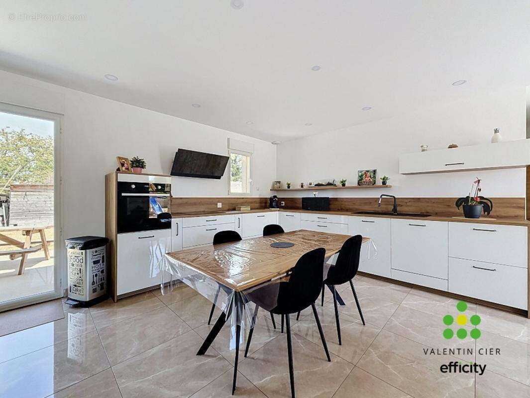 Maison récente - photo 8