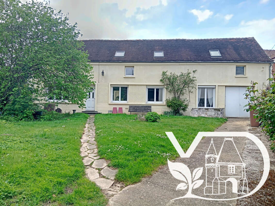Maison à SAINT-MARTIN-LE-NOEUD