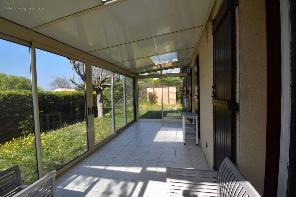 DSC_0025 - Maison à RUELLE-SUR-TOUVRE