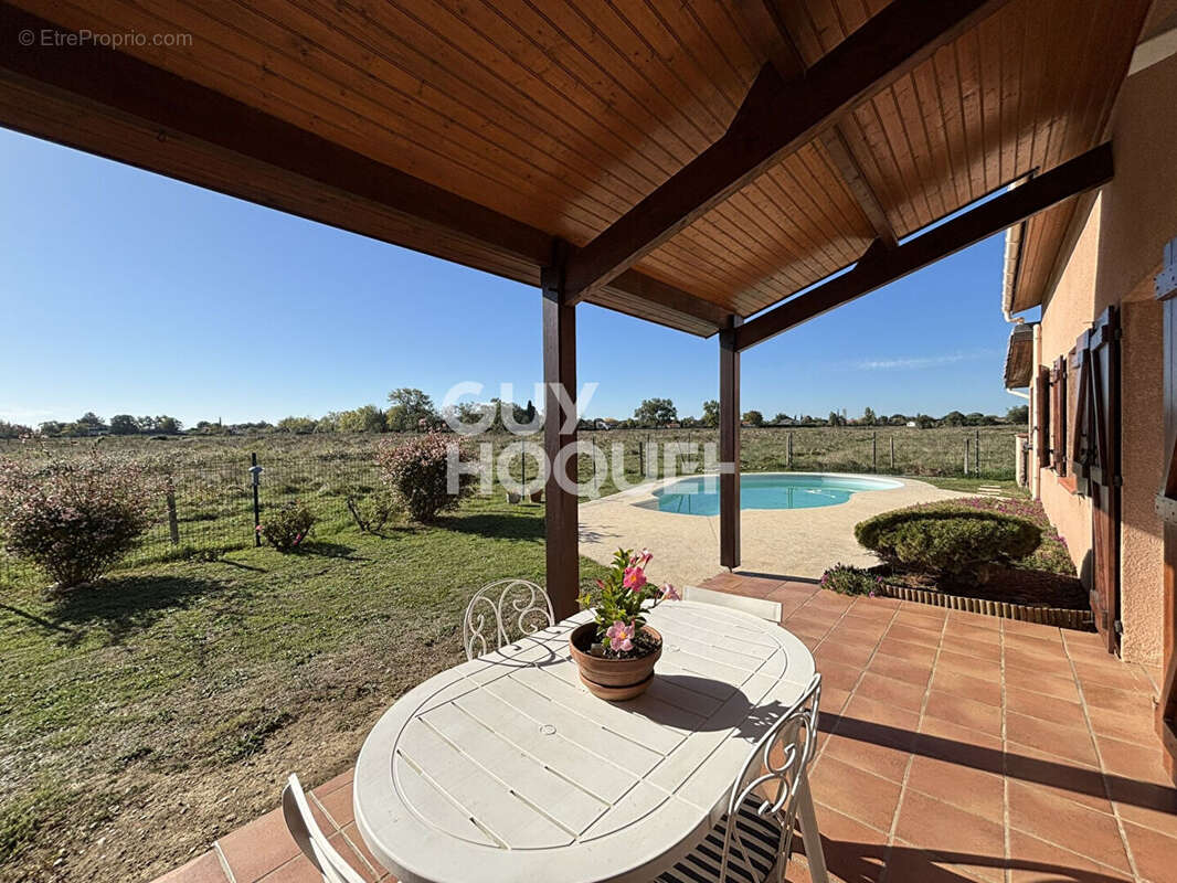 Maison à LA SALVETAT-SAINT-GILLES