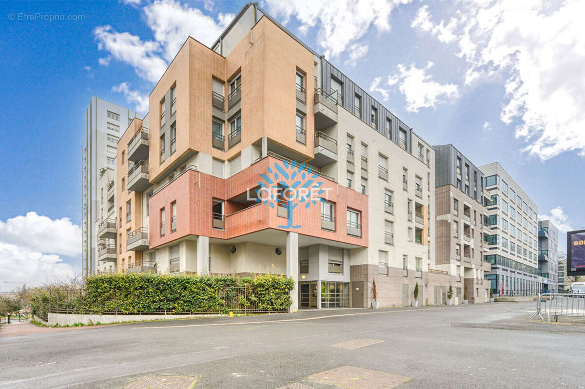 Appartement à NANTERRE