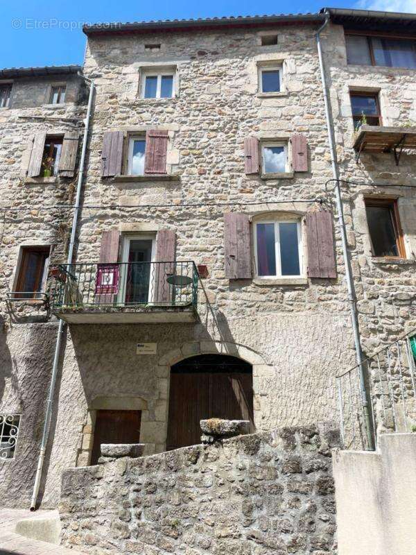 Maison à LARGENTIERE