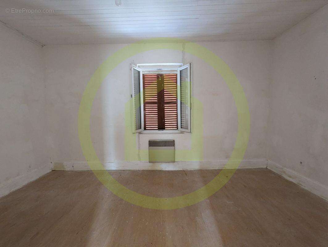 Maison à SAINT-BONNET-EN-BRESSE