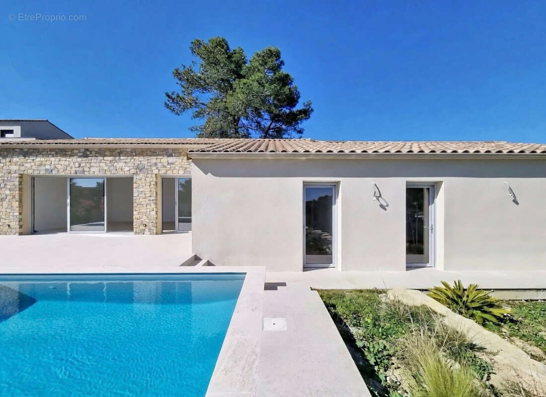 Maison à NIMES