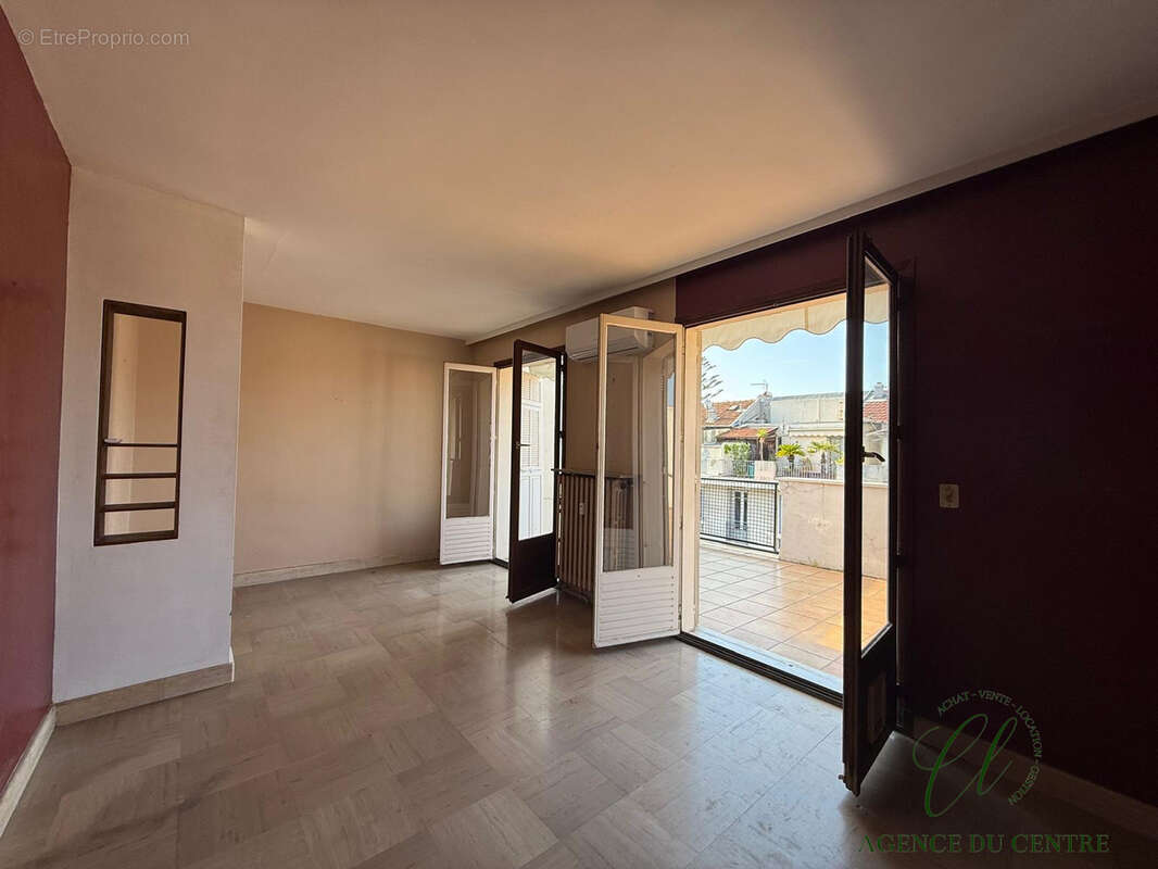 Appartement à NICE