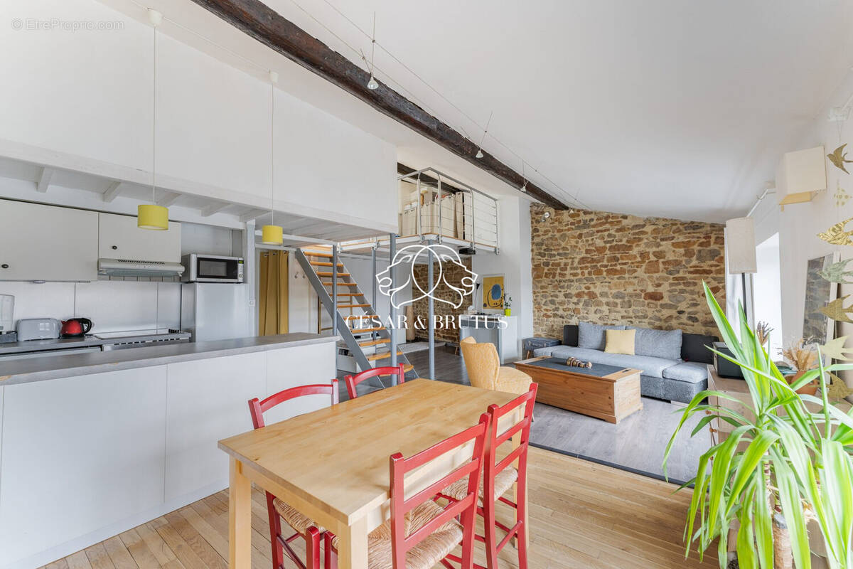 Appartement à CALUIRE-ET-CUIRE