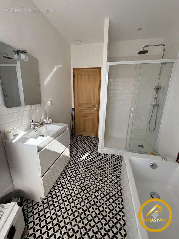 Maison arriere gare - 172m2 - photo 9