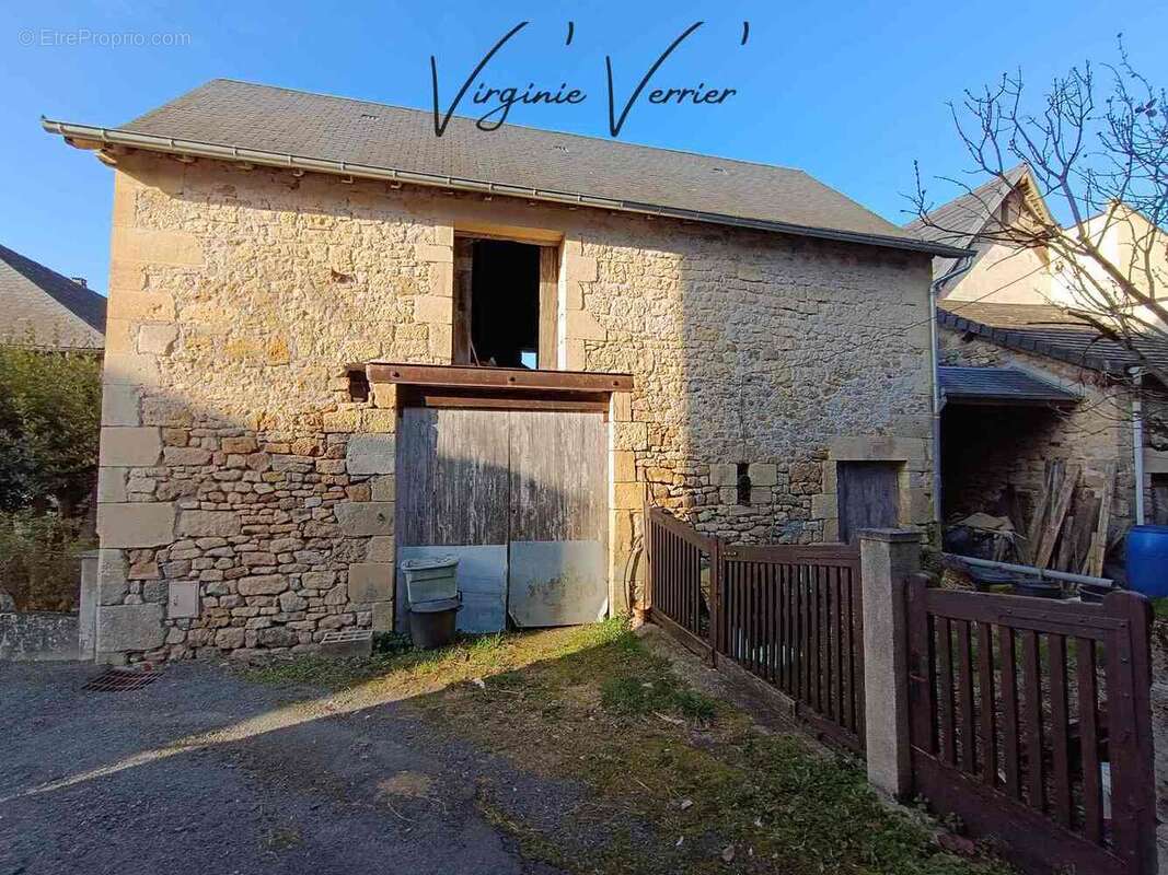 Maison à PERPEZAC-LE-BLANC