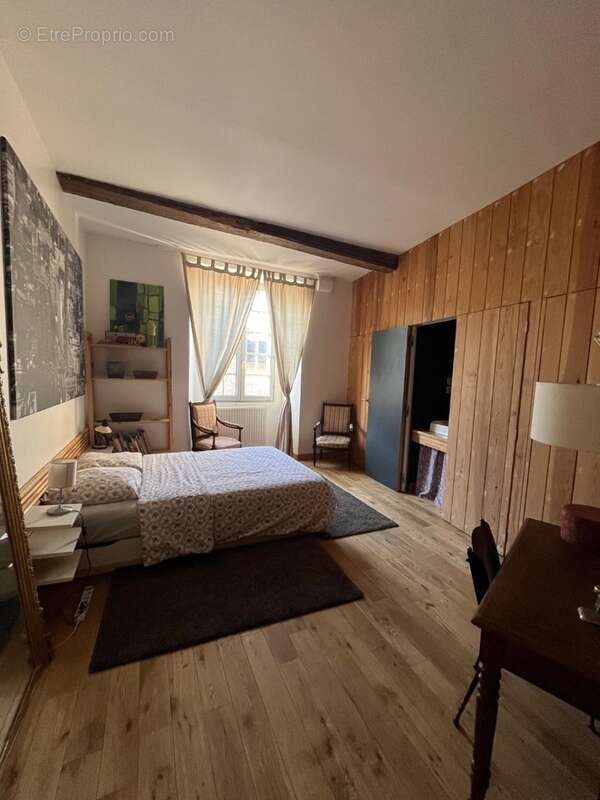 f9bf8e64-43dd-4c62-9bd0-2a2fae23984f.jpeg - Maison à LIBOURNE