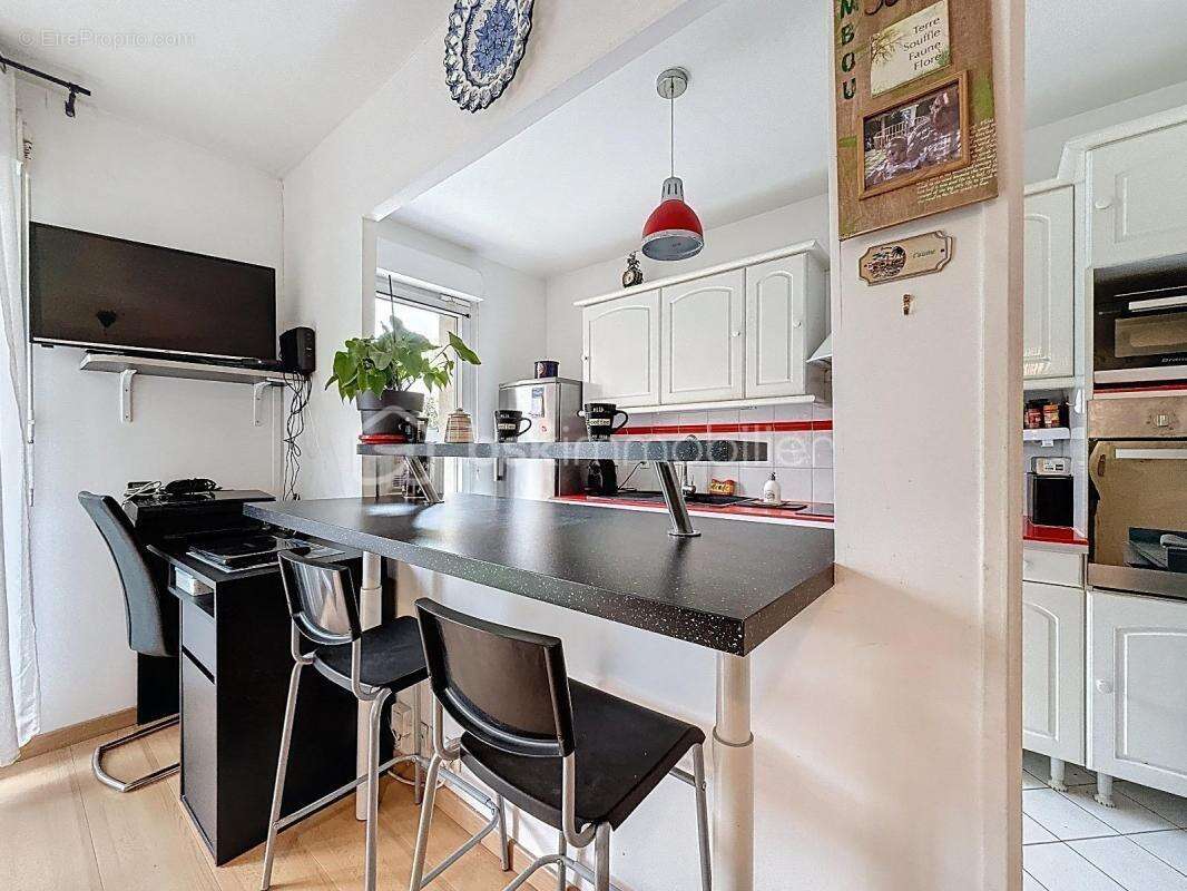 Appartement à JOUY-LE-MOUTIER