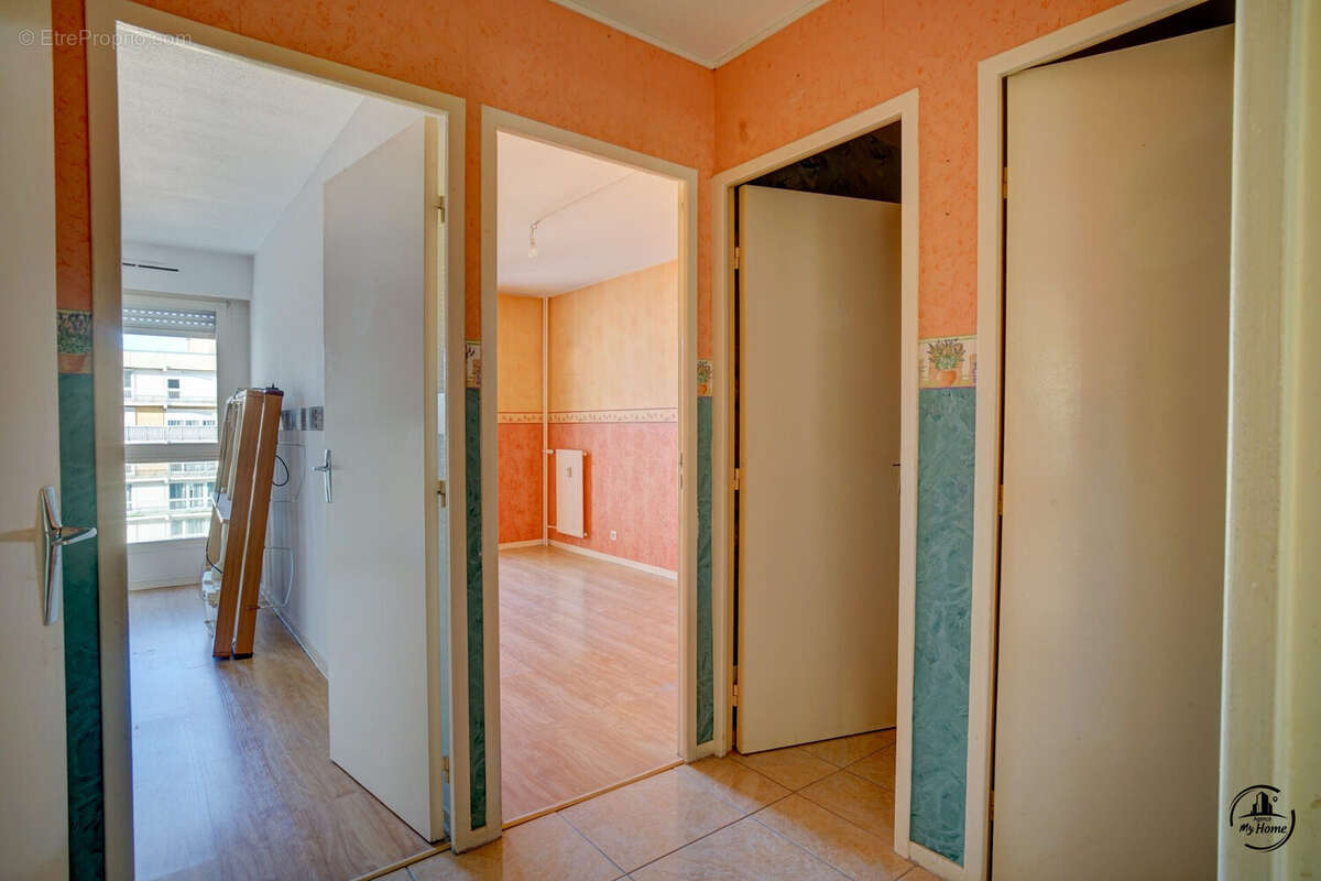 Appartement à SAINT-ETIENNE