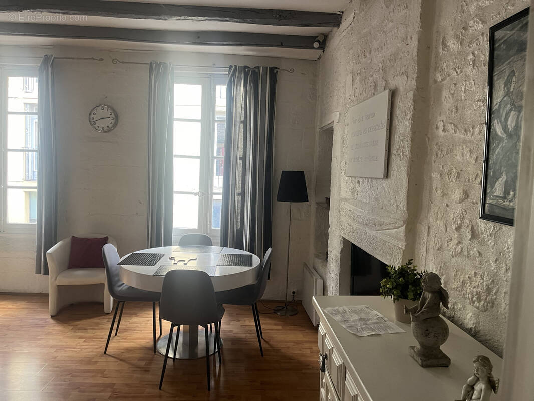 Appartement à SARLAT-LA-CANEDA