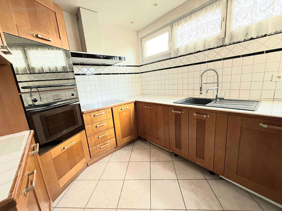 Appartement à NANTERRE