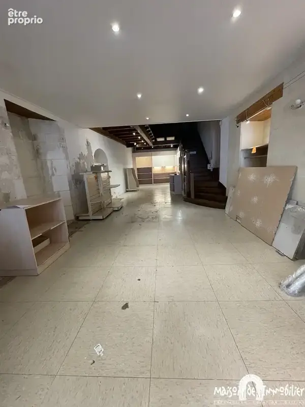 A vendre à COGNAC - Un emplacement d'exception au cœur du centre-ville - Immeuble de 725m2 à réhabiliter - photo 15