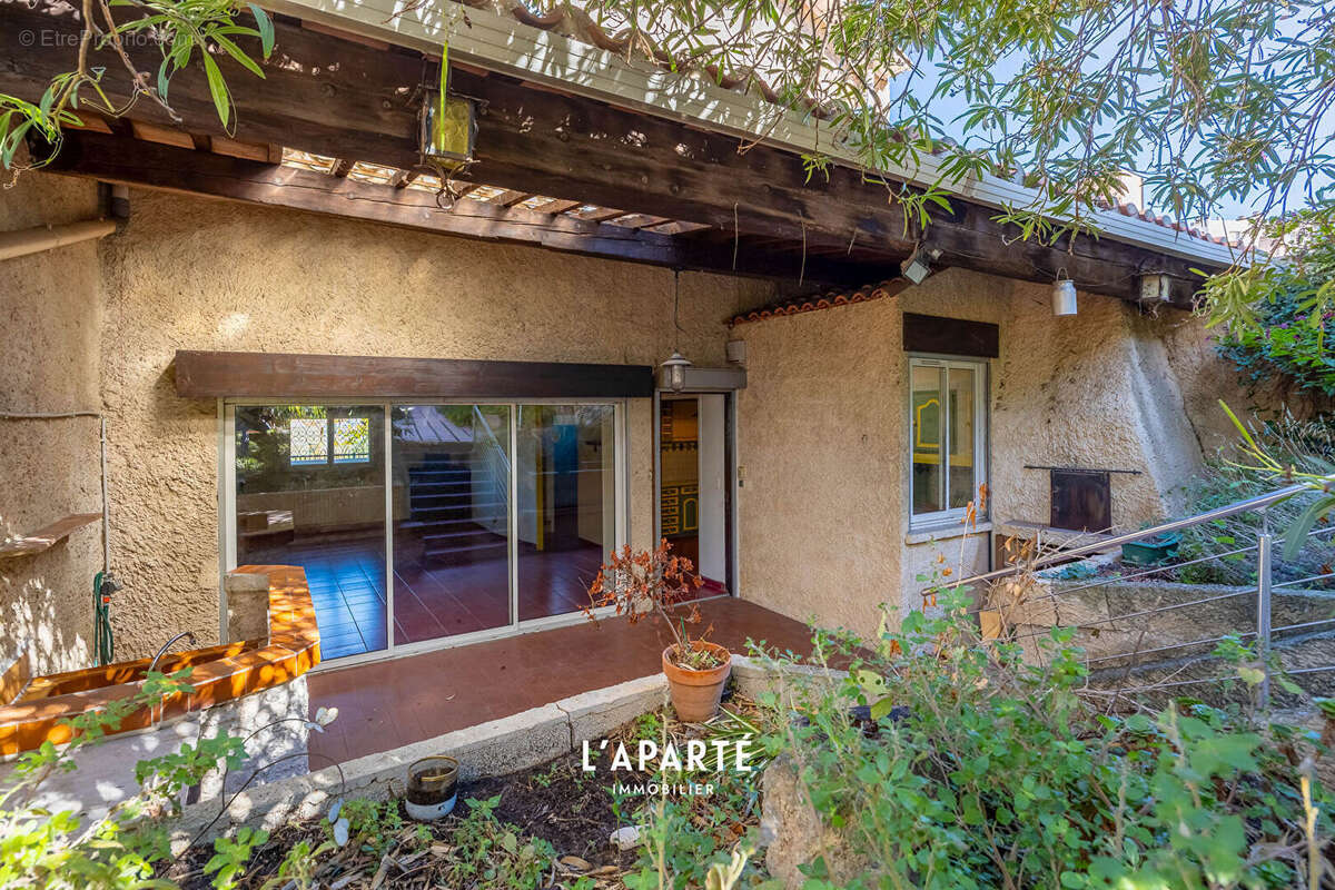 Maison à MARSEILLE-4E