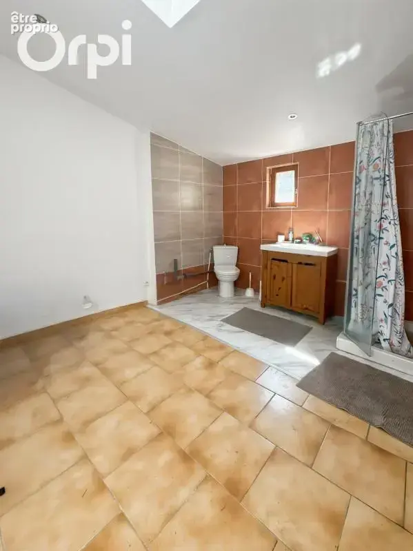 Maison de ville 94M2- La Ciotat avec fort potentiel à deux pas du Vieux-Port - photo 5