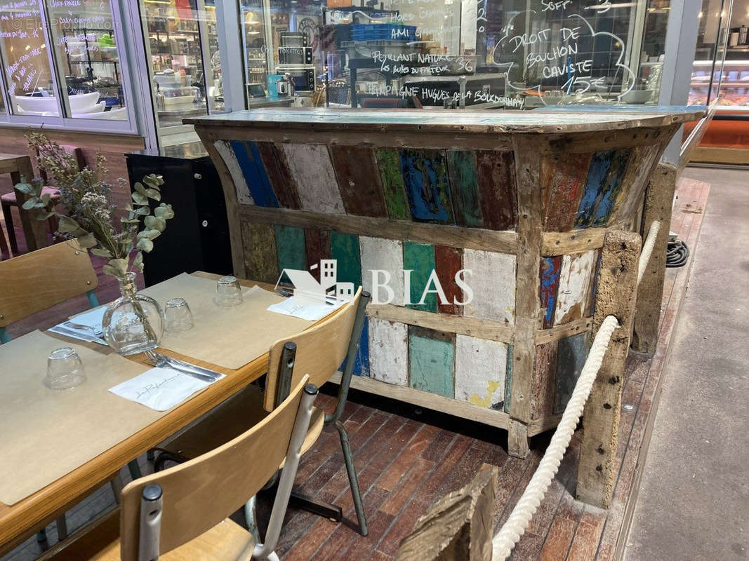 Le bar - Autre à PARIS-10E