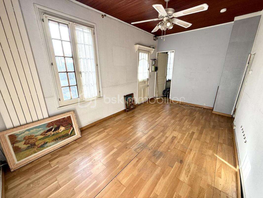 Maison à SAVIGNY-SUR-ORGE