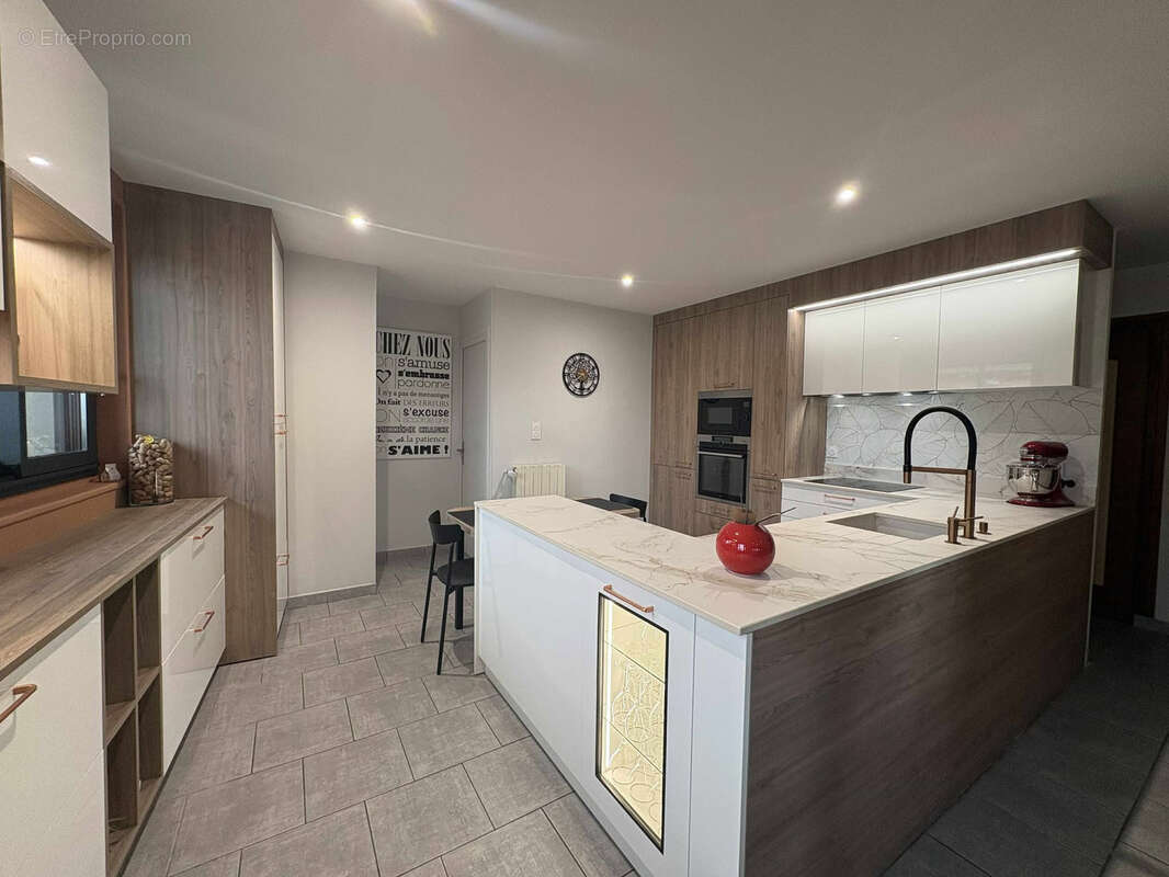 Maison à LAMURE-SUR-AZERGUES