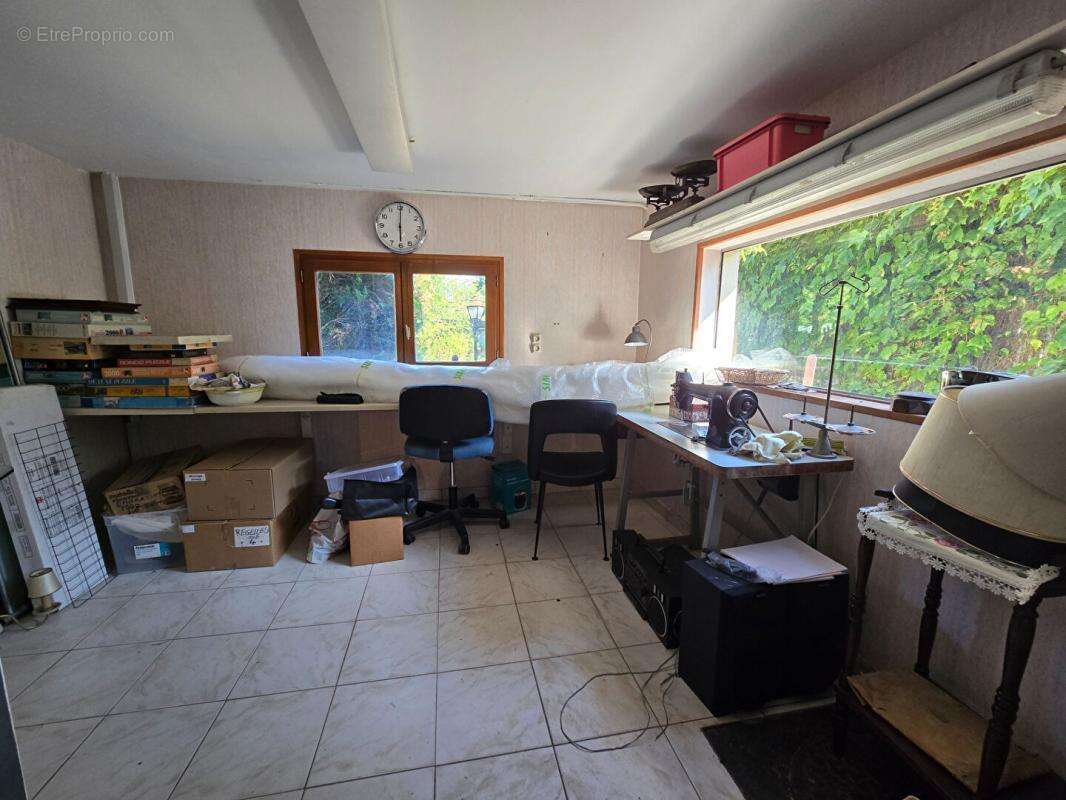 Maison à SAINTE-GENEVIEVE-DES-BOIS