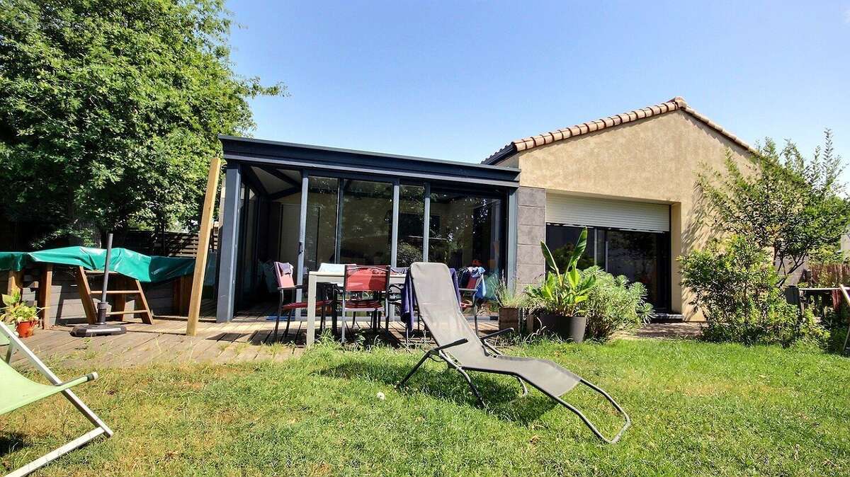 Maison de plain-pied, 3 chambres AU CALME - photo 9