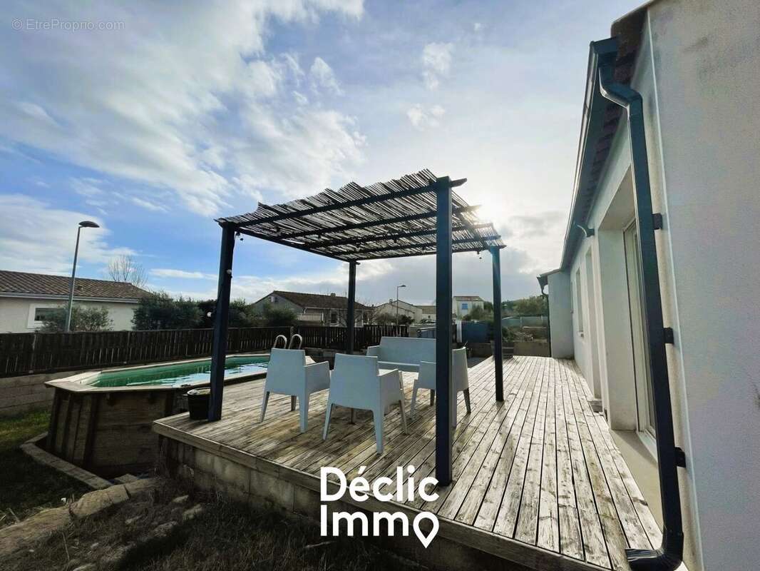 Villa de plain-pied avec piscine  Vacquières - photo 2