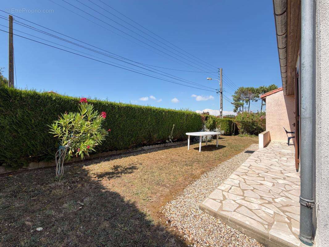 Maison 4 pieces + garage à 700 m plage et commerces de pontaillac - photo 12