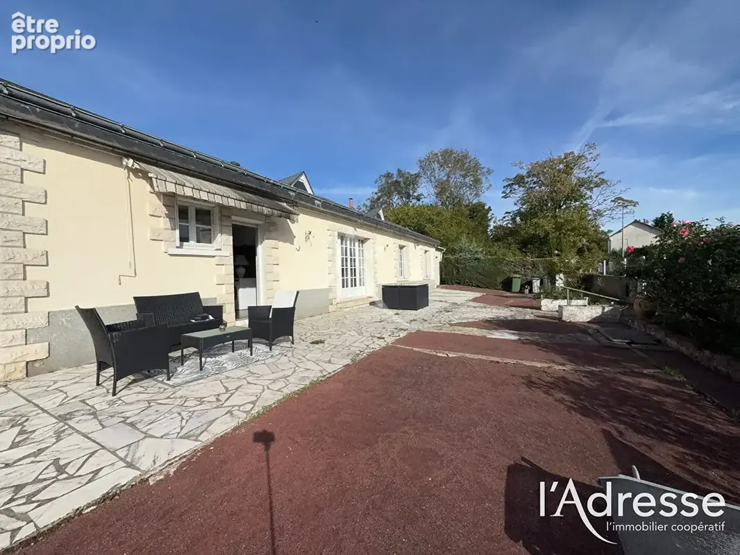 SAINT-AVERTIN - CANGÉ - Maison  à rénover 90 m² avec terrain de 760 m², garages - photo 7