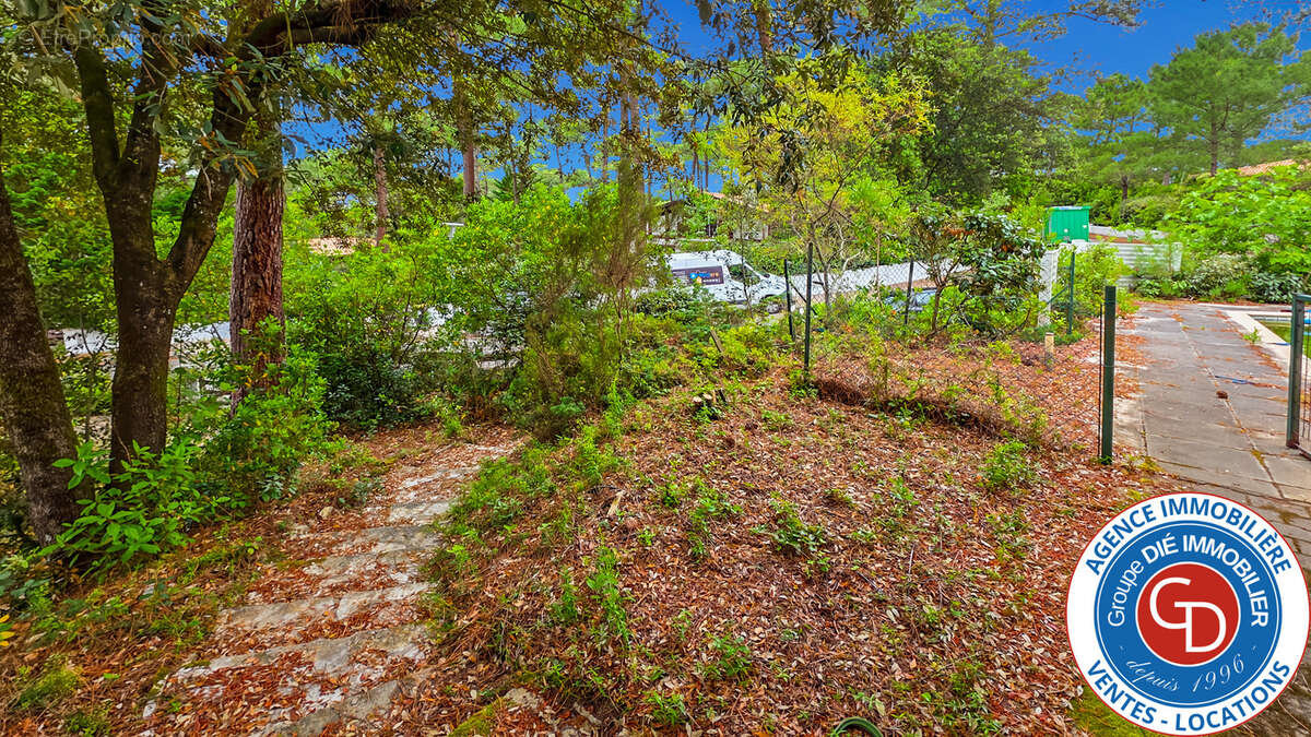 Maison à LE BOUSCAT