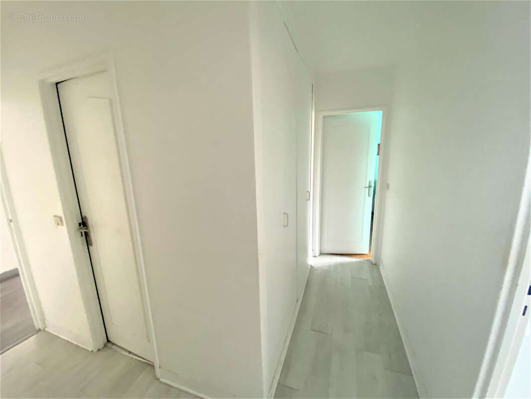 Appartement à ENGHIEN-LES-BAINS