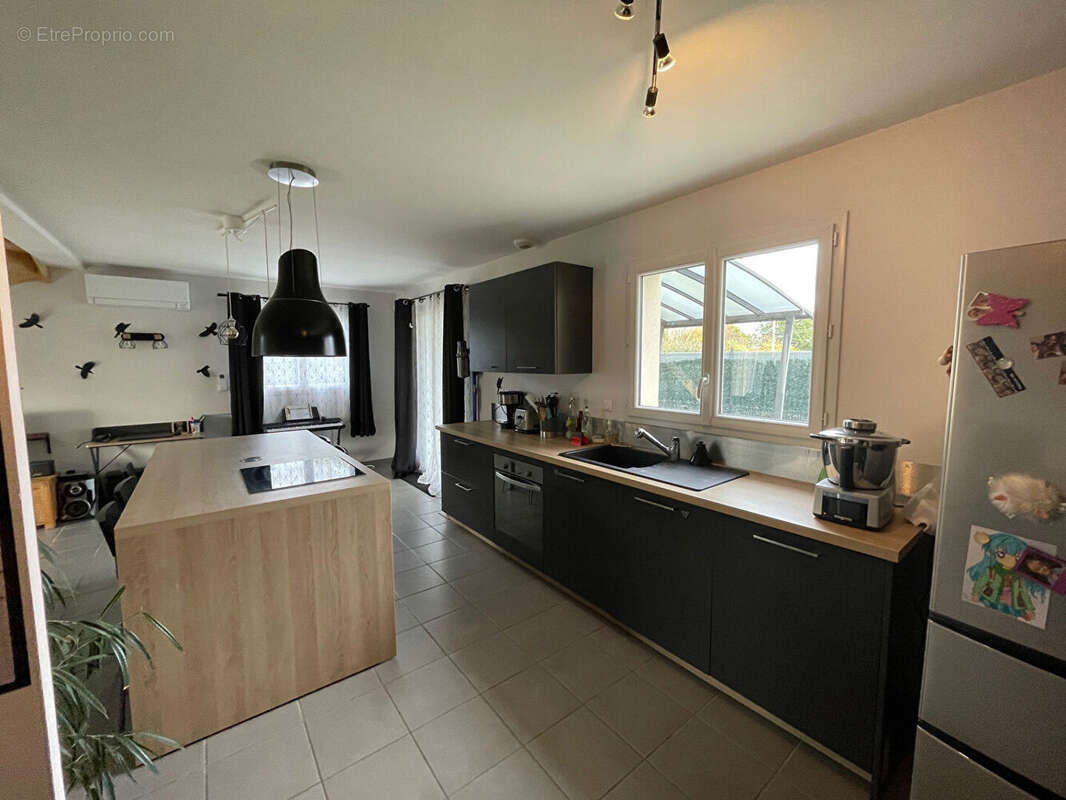 Maison à CHARVIEU-CHAVAGNEUX