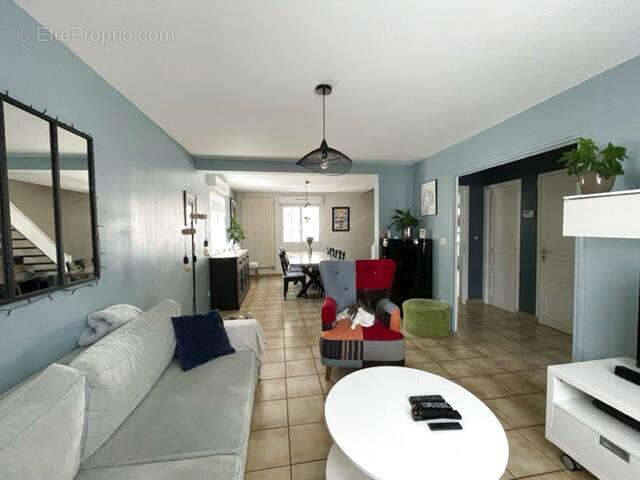 Saint Martin Boulogne (62280) Maison 3 chambres Garage Jardin secteur recherché - photo 2