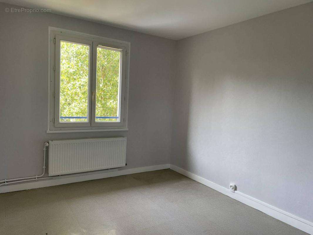 AMBENAY - T5 de 132 m² - photo 10