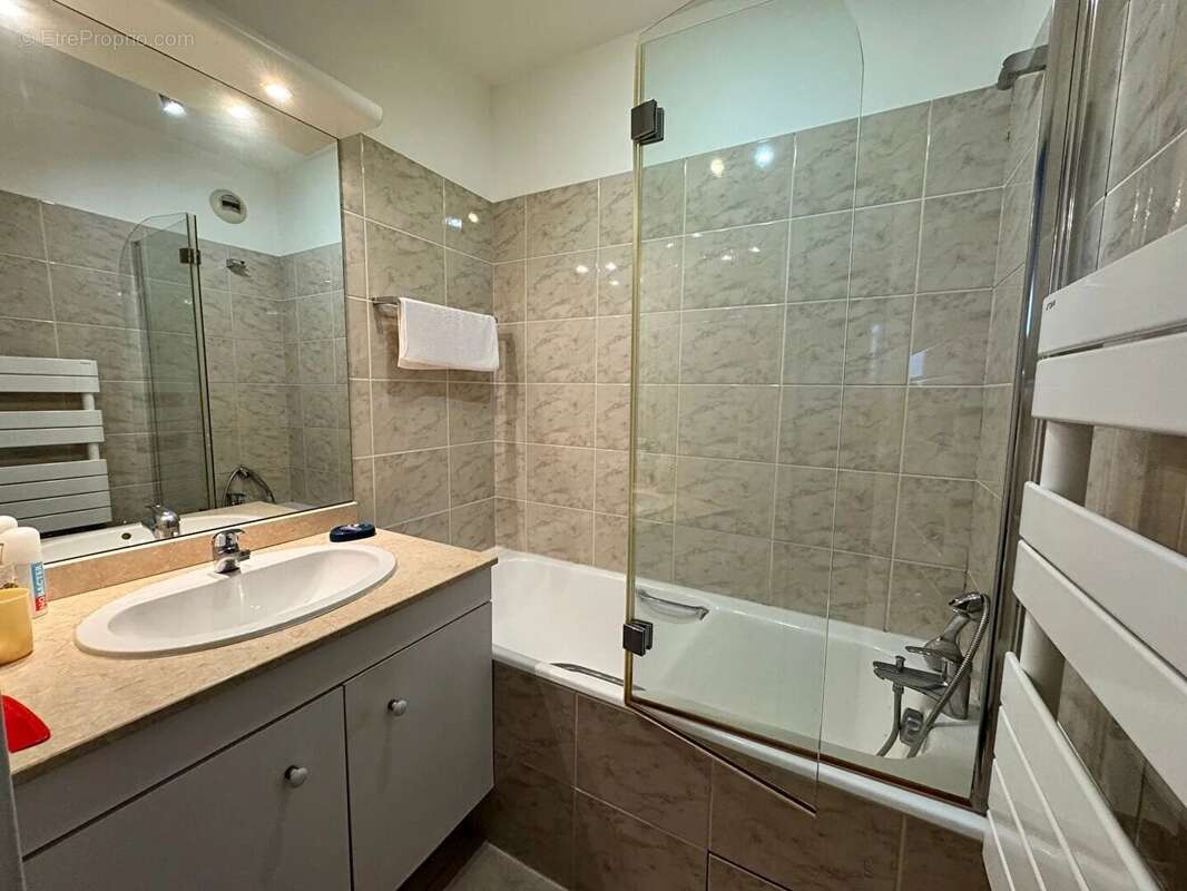 Appartement à PARIS-15E