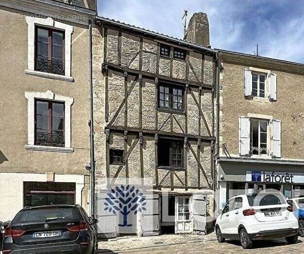 Maison à AIRVAULT