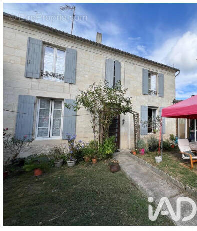 Photo 1 - Maison à MONTLIEU-LA-GARDE
