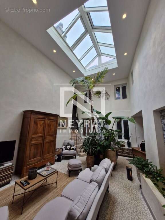 Maison à NUITS-SAINT-GEORGES