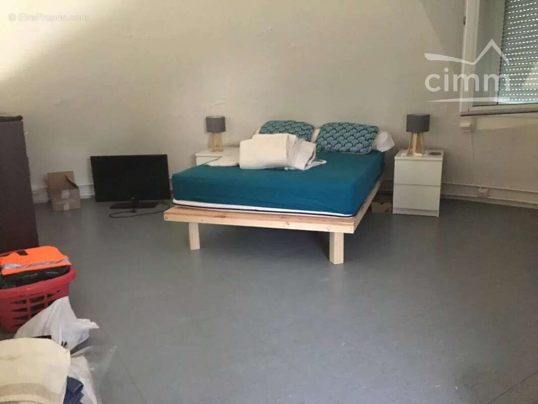 Maison à CONGIS-SUR-THEROUANNE