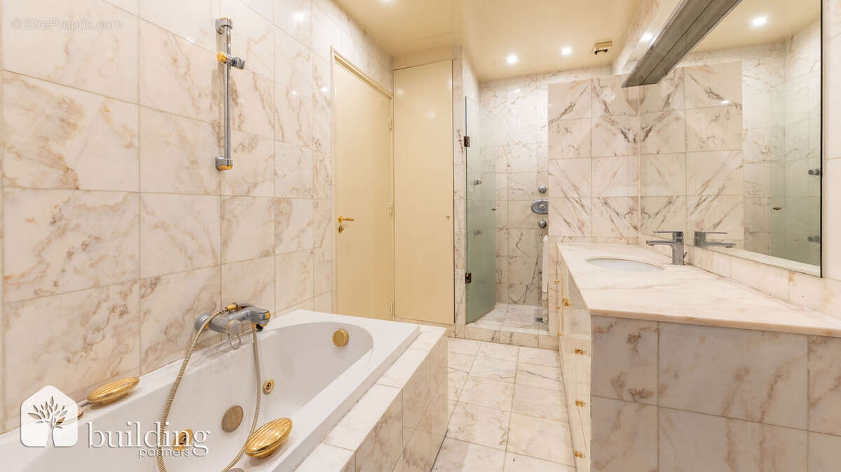 Ternes-Maillot Paris 17ème - Appartement 3 pièces 78,71 m² - photo 16